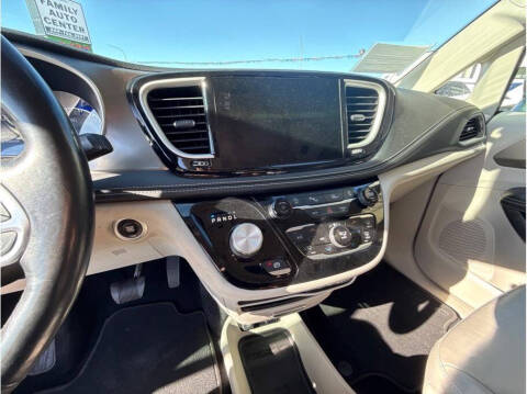 2021 Chrysler Pacifica Touring L