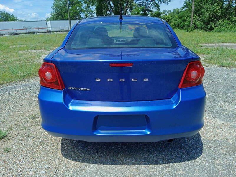 2013 Dodge Avenger SE