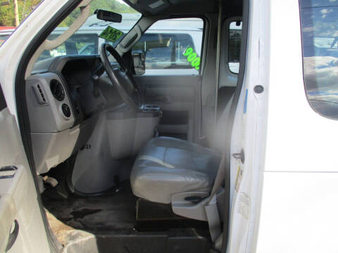 2014 Ford E-Series E-150