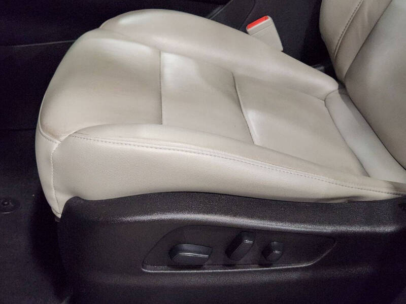 2021 Cadillac XT4 Premium Luxury