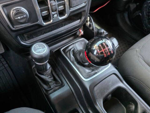 2020 Jeep Gladiator Sport