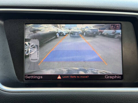 2012 Audi Q5 3.2 quattro Premium Plus