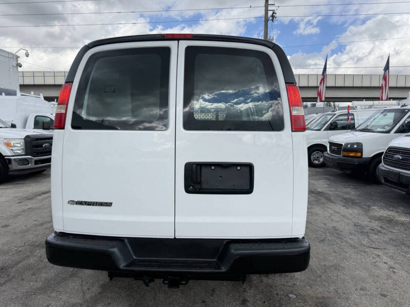 2019 Chevrolet Express 3500