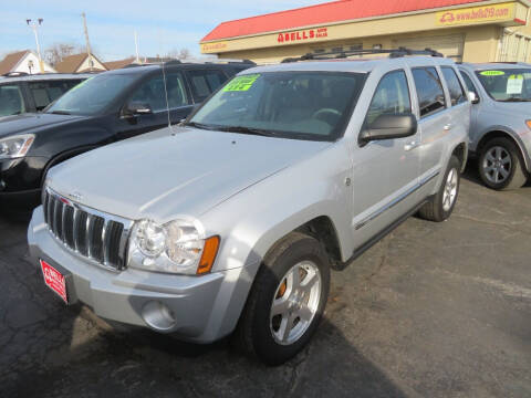 2005 Jeep Grand Cherokee for sale at Bells Auto Sales in Hammond IN