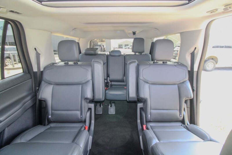 2027 Ford Expedition MAX Active