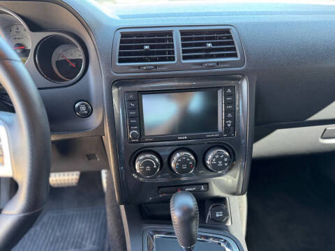 2014 Dodge Challenger SRT8 Core