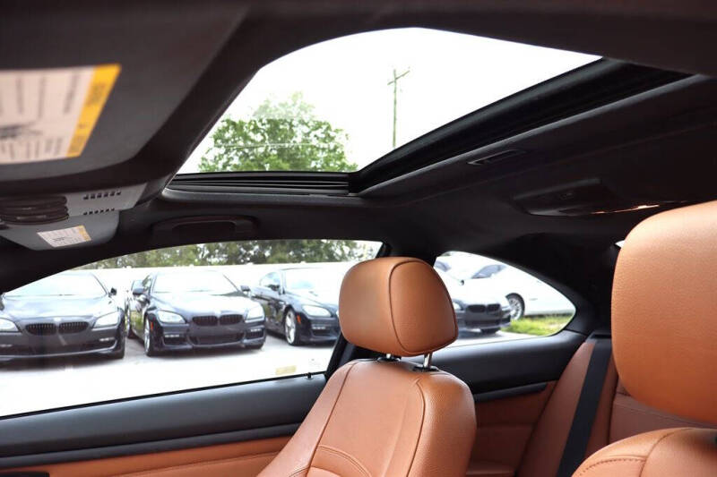 2012 BMW 3 Series 328i