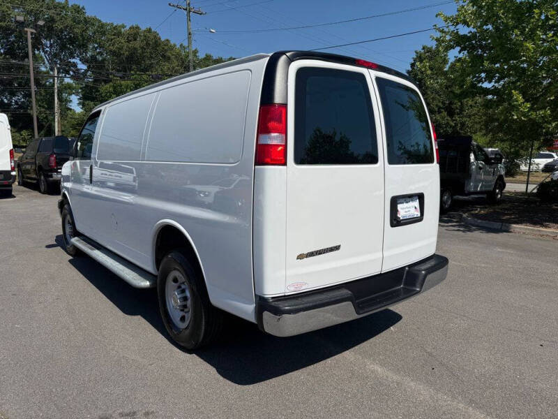 2024 Chevrolet Express 2500