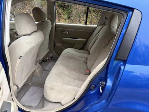 2012 Nissan Versa 1.8 S