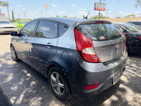 2015 Hyundai Accent GS
