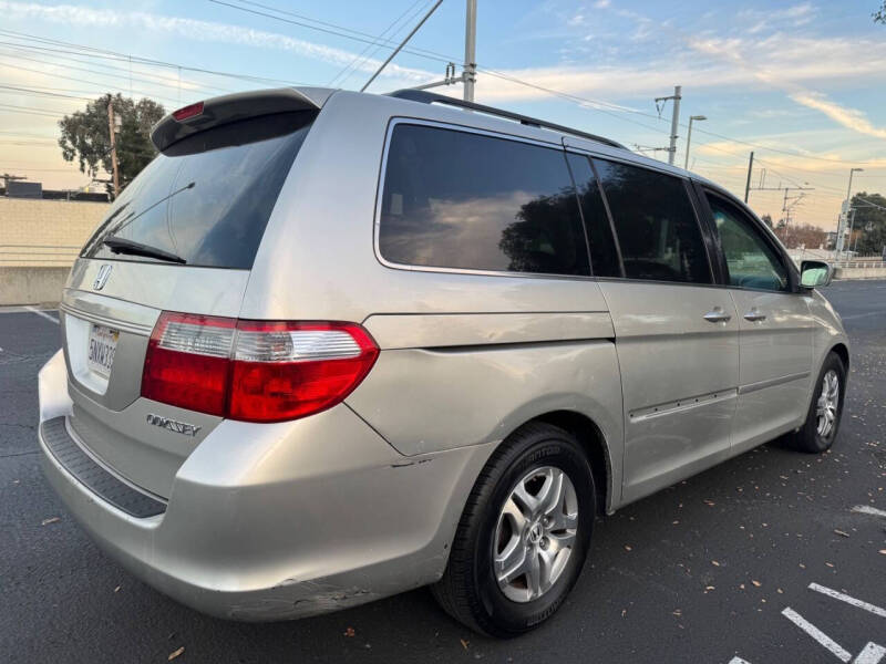 2005 Honda Odyssey EX-L w/DVD