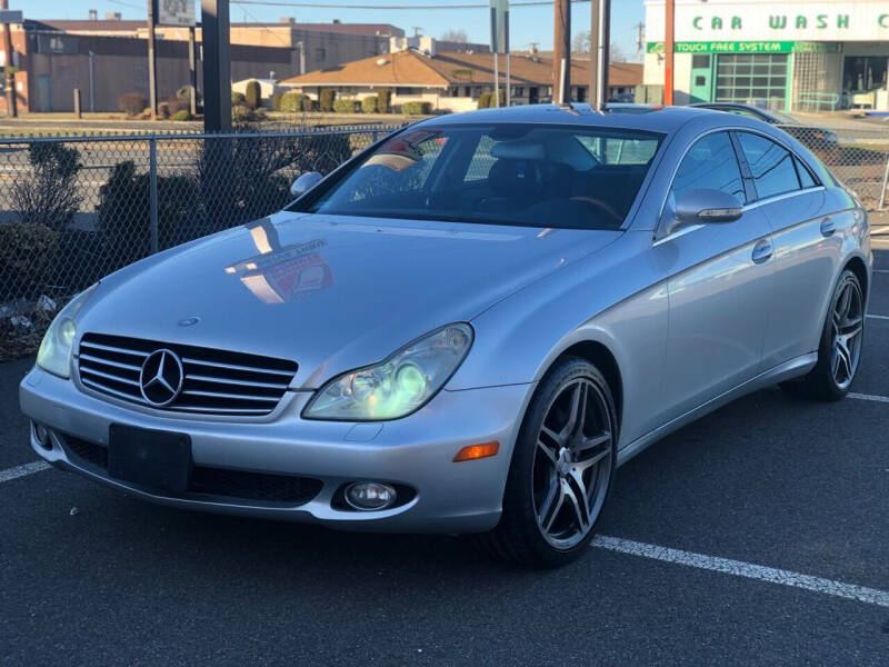 2006 Mercedes-Benz CLS for sale at MAGIC AUTO SALES in Little Ferry NJ