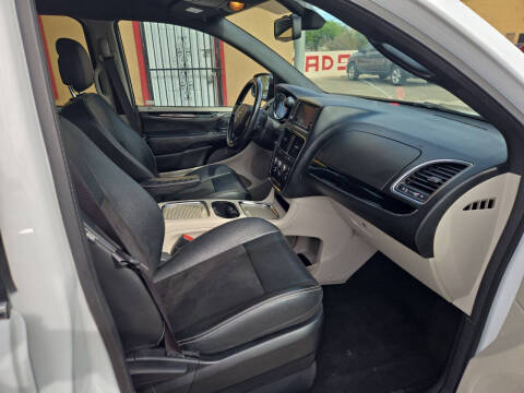 2020 Dodge Grand Caravan SXT
