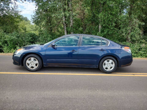 2009 Nissan Altima for sale at M AND S CAR SALES LLC in Independence OR