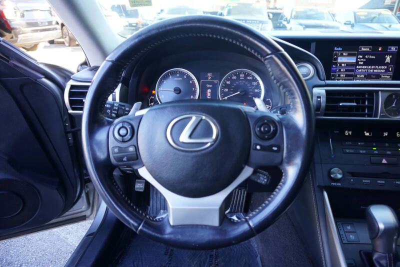 2016 Lexus IS 200t
