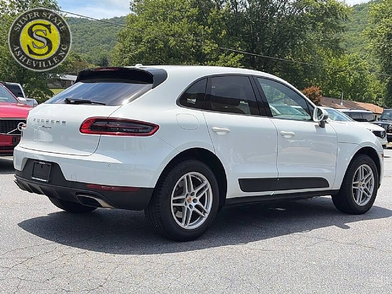 2017 Porsche Macan