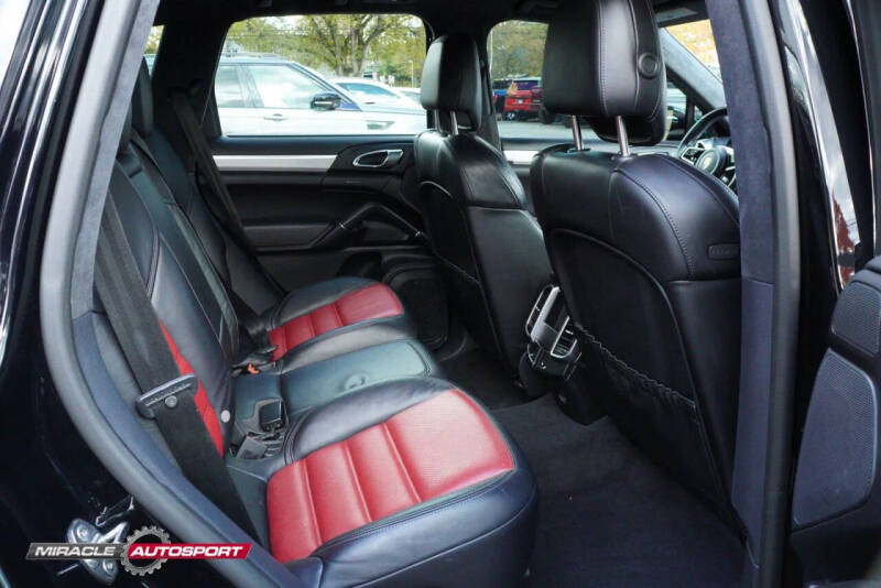 2018 Porsche Cayenne GTS