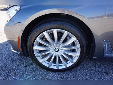 2017 BMW 7 Series 740i