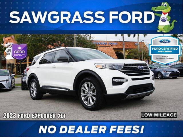 2023 Ford Explorer XLT