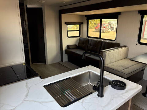 2026 Prime Time RV Avenger