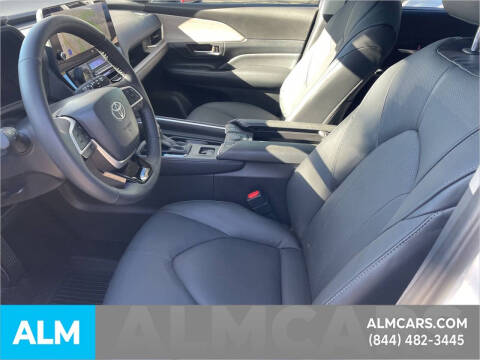 2025 Toyota Grand Highlander Hybrid XLE