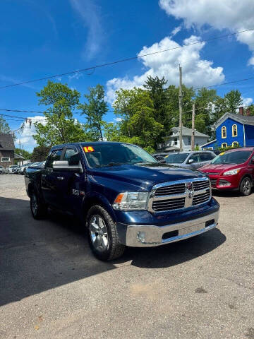 2014 RAM 1500 SLT