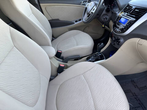 2014 Hyundai Accent GLS