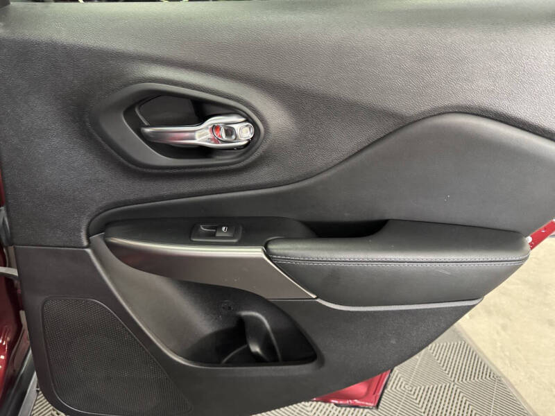 2021 Jeep Cherokee Latitude Plus