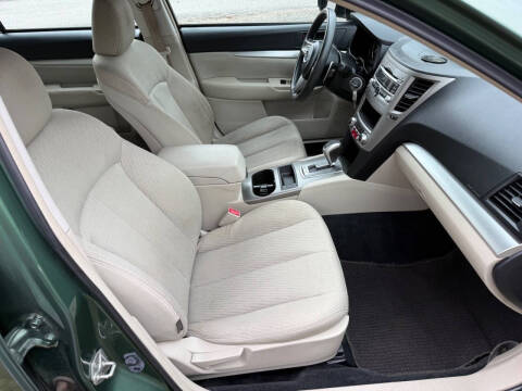 2011 Subaru Outback 2.5i