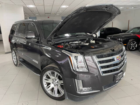 2017 Cadillac Escalade Luxury