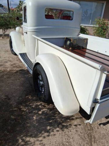 1937 Ford F-100