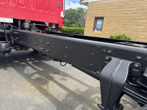 2007 Freightliner M2 106
