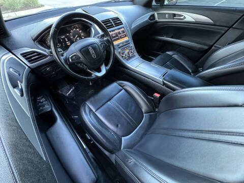 2017 Lincoln MKZ Premiere