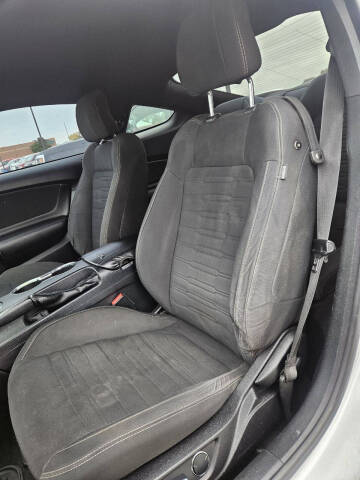 2017 Ford Mustang EcoBoost