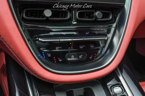 2022 Aston Martin DBX