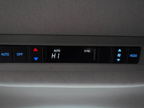 2024 Toyota Sienna LE 8-Passenger