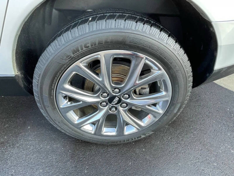 2015 Cadillac SRX Performance Collection