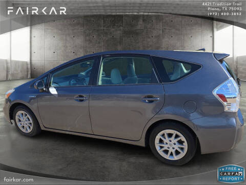 2012 Toyota Prius v Three