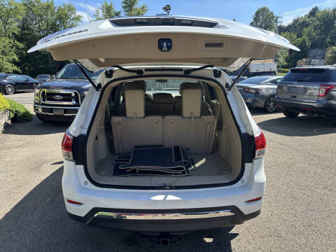 2015 Nissan Pathfinder S