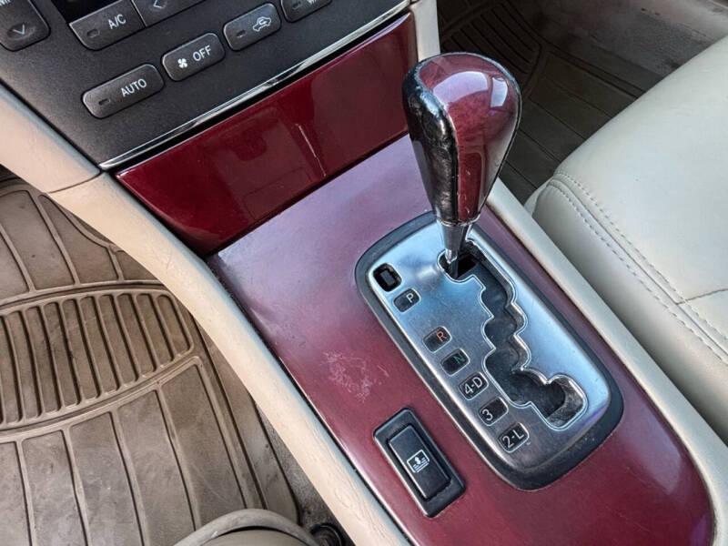 2004 Lexus ES 330