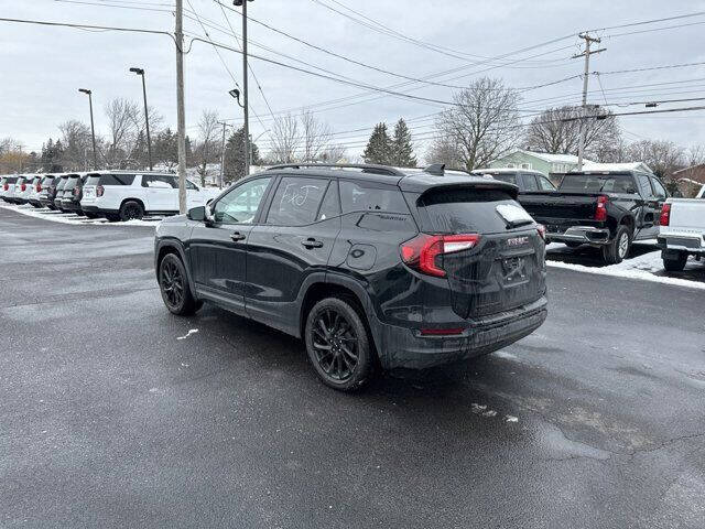 2023 GMC Terrain SLE