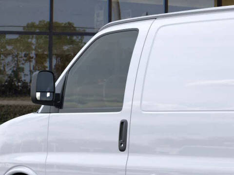 2025 Chevrolet Express 3500