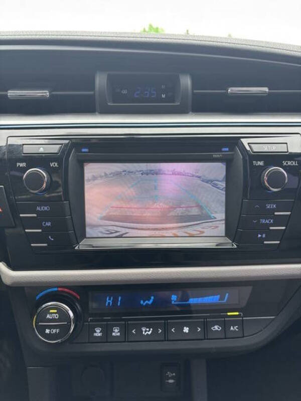 2016 Toyota Corolla LE