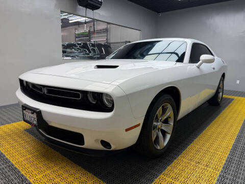 2020 Dodge Challenger SXT