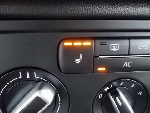 2012 Volkswagen Beetle 2.5L PZEV