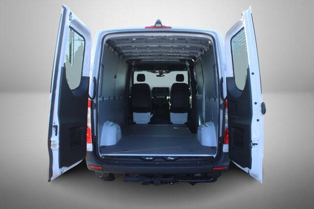 2025 Mercedes-Benz Sprinter