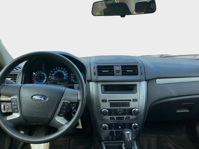 2012 Ford Fusion SE
