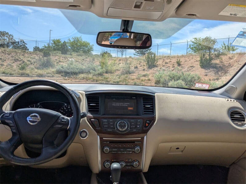 2020 Nissan Pathfinder Platinum