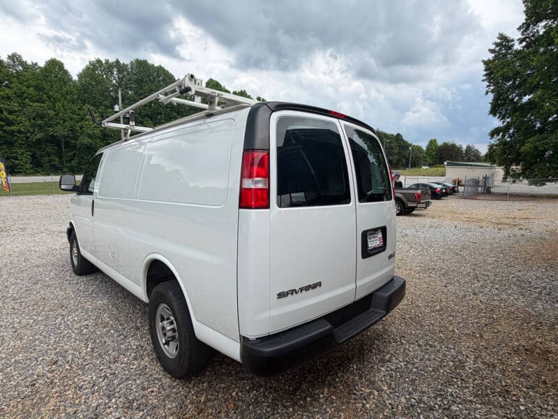 2021 GMC Savana 2500