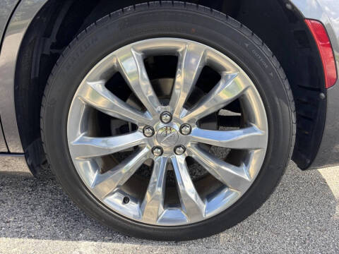 2019 Chrysler 300 Limited